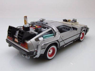 DeLorean Zurück in die Zukunft Teil 3 Modellauto 1:24 Welly