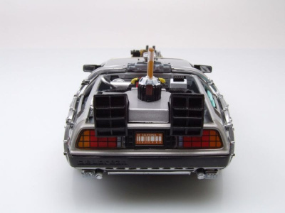 DeLorean Zurück in die Zukunft Teil 3 Modellauto 1:24 Welly