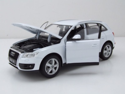 Audi Q5 2009 weiß Modellauto 1:24 Welly