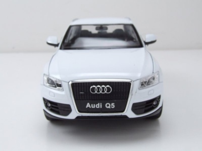 Audi Q5 2009 weiß Modellauto 1:24 Welly