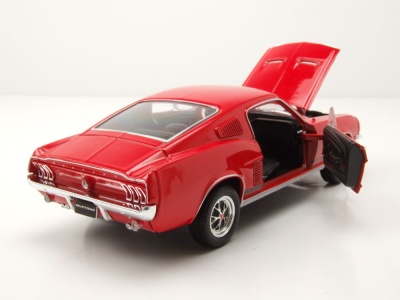 Ford Mustang GT Fastback 1967 rot Modellauto 1:24 Welly
