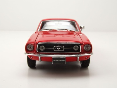 Ford Mustang GT Fastback 1967 rot Modellauto 1:24 Welly