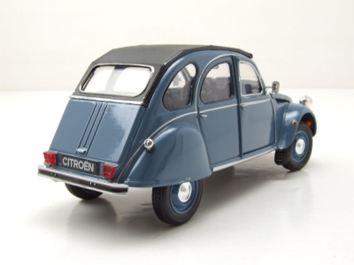 Citroen 2CV Ente 1982 blau Modellauto 1:24 Welly