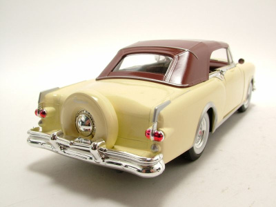 Packard Caribbean Cabrio geschlossen 1953 creme braun Modellauto 1:24 Welly