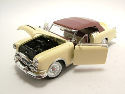 Packard Caribbean Cabrio geschlossen 1953 creme braun Modellauto 1:24 Welly