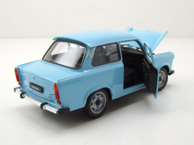 Trabant 601 Trabbi himmelblau Modellauto 1:24 Welly