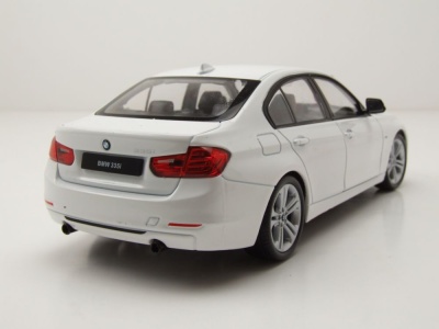 BMW 335i F30 2012 weiß Modellauto 1:24 Welly