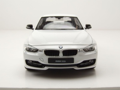 BMW 335i F30 2012 weiß Modellauto 1:24 Welly