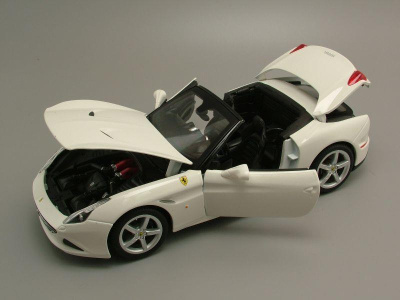 Ferrari California T offen 2014 weiß Modellauto 1:18 Bburago
