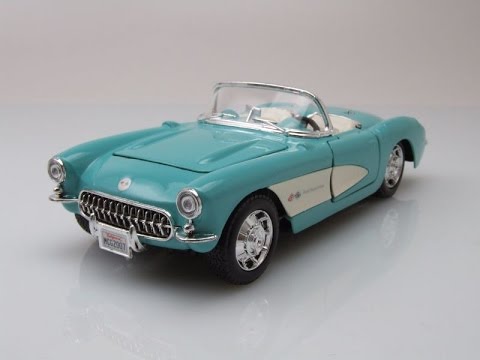 Video: Chevrolet Corvette Cabrio C1 1957 türkis Modellauto 1:24 Maisto
