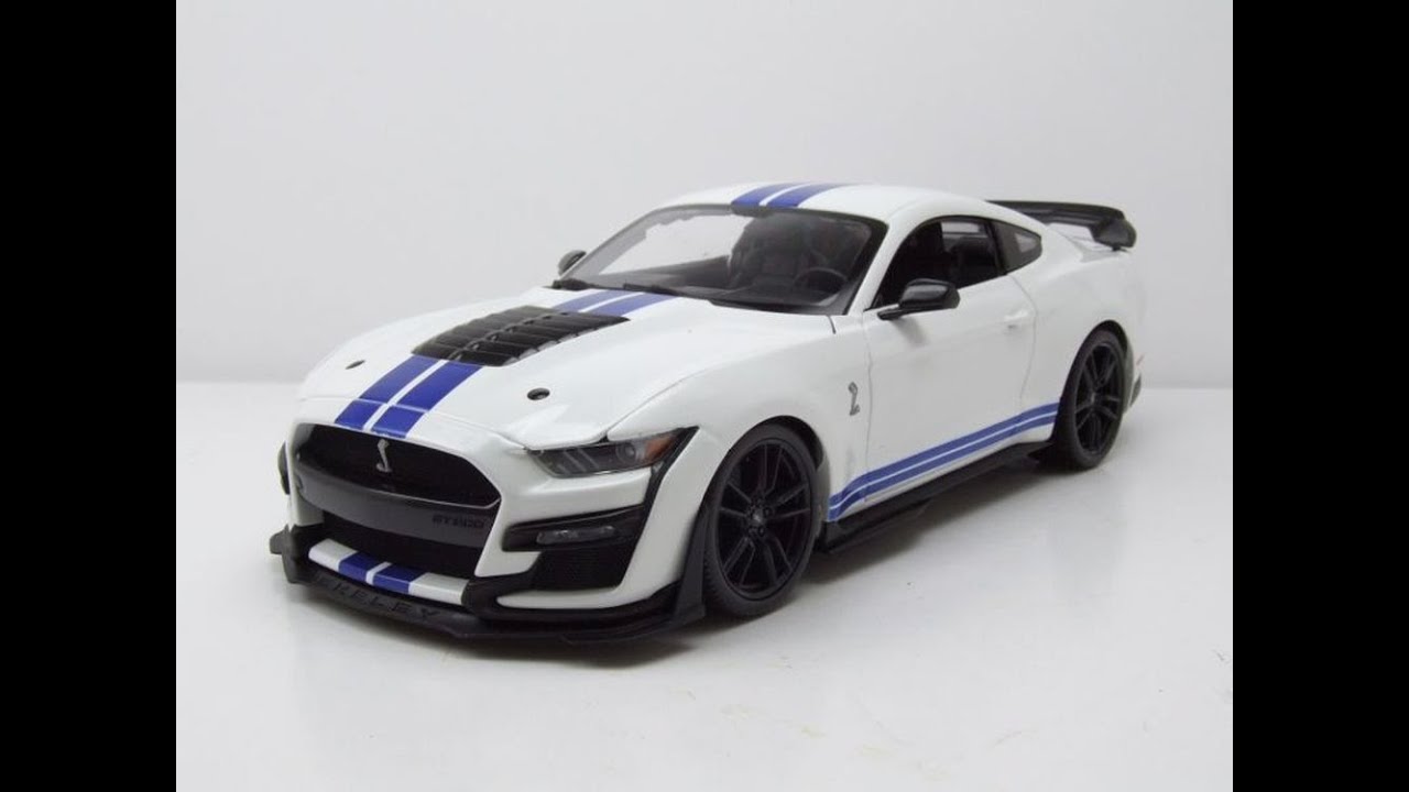 Video: Ford Shelby Mustang GT500 2020 weiß blau Modellauto 1:18 Maisto